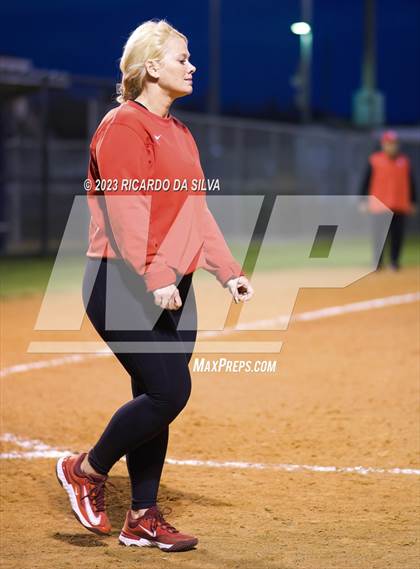 Thumbnail 3 in Tompkins vs Katy photogallery.