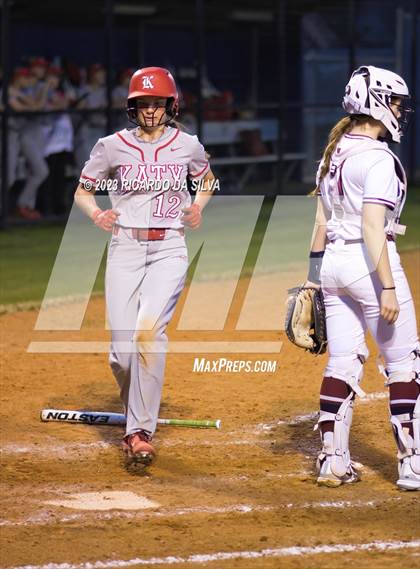 Thumbnail 2 in Tompkins vs Katy photogallery.