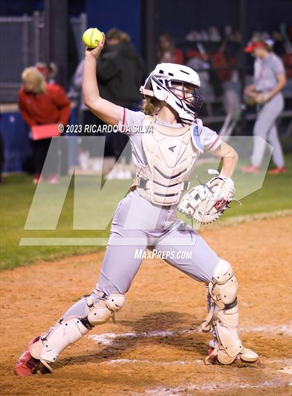 Thumbnail 3 in Tompkins vs Katy photogallery.