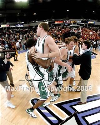 Thumbnail 3 in Clovis West vs. De La Salle (CIF State D1 Final) photogallery.