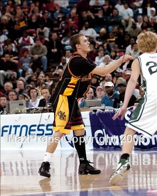 Thumbnail 1 in Clovis West vs. De La Salle (CIF State D1 Final) photogallery.