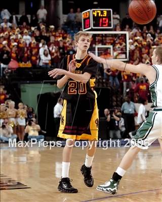 Thumbnail 3 in Clovis West vs. De La Salle (CIF State D1 Final) photogallery.