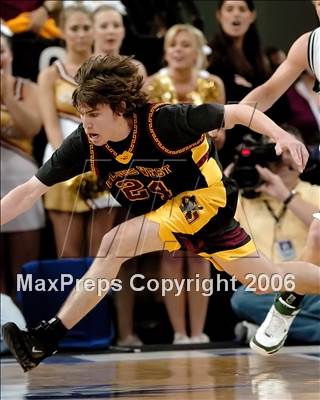 Thumbnail 1 in Clovis West vs. De La Salle (CIF State D1 Final) photogallery.
