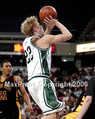 Thumbnail 3 in Clovis West vs. De La Salle (CIF State D1 Final) photogallery.