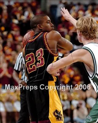 Thumbnail 1 in Clovis West vs. De La Salle (CIF State D1 Final) photogallery.