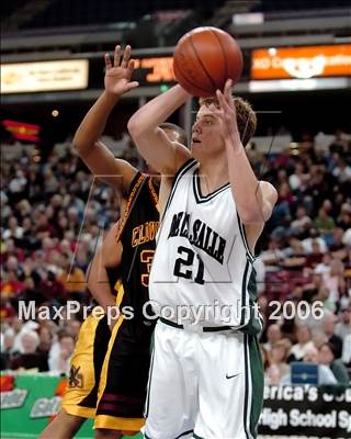 Thumbnail 1 in Clovis West vs. De La Salle (CIF State D1 Final) photogallery.