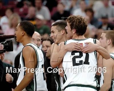 Thumbnail 3 in Clovis West vs. De La Salle (CIF State D1 Final) photogallery.