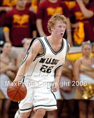 Thumbnail 3 in Clovis West vs. De La Salle (CIF State D1 Final) photogallery.