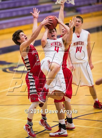 Thumbnail 3 in Spanish Fork vs. Park City (Riverton Holiday Tournament) photogallery.
