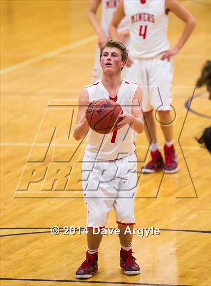 Thumbnail 3 in Spanish Fork vs. Park City (Riverton Holiday Tournament) photogallery.