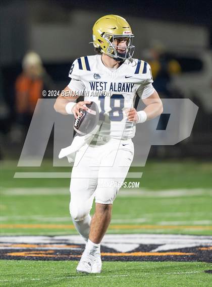 Thumbnail 3 in West Albany @ Dallas (OHSAA 5A Quarterfinal) photogallery.