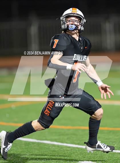 Thumbnail 3 in West Albany @ Dallas (OHSAA 5A Quarterfinal) photogallery.