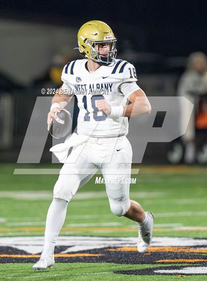 Thumbnail 3 in West Albany @ Dallas (OHSAA 5A Quarterfinal) photogallery.