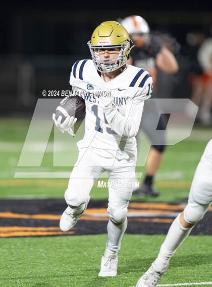 Thumbnail 2 in West Albany @ Dallas (OHSAA 5A Quarterfinal) photogallery.