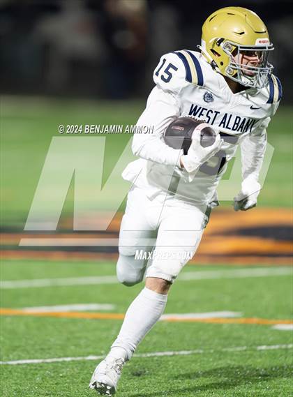 Thumbnail 3 in West Albany @ Dallas (OHSAA 5A Quarterfinal) photogallery.