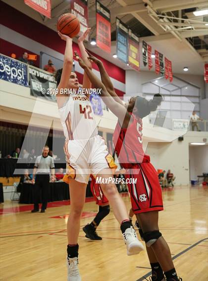 Thumbnail 3 in Newton-Conover vs. Hickory photogallery.