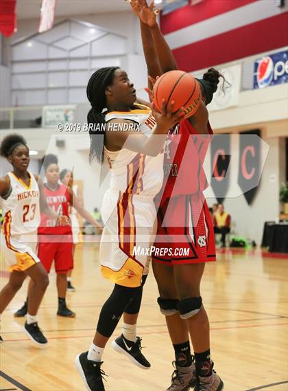 Thumbnail 2 in Newton-Conover vs. Hickory photogallery.