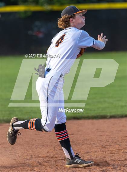 Thumbnail 1 in East central @ Lawrenceburg photogallery.
