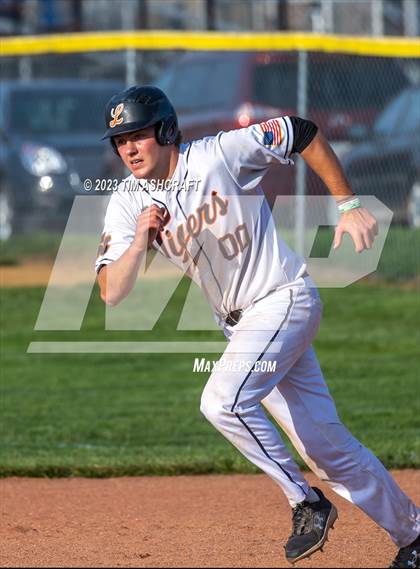 Thumbnail 3 in East central @ Lawrenceburg photogallery.
