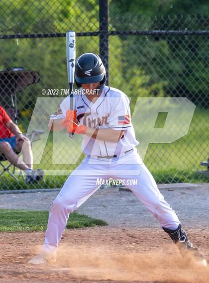 Thumbnail 1 in East central @ Lawrenceburg photogallery.