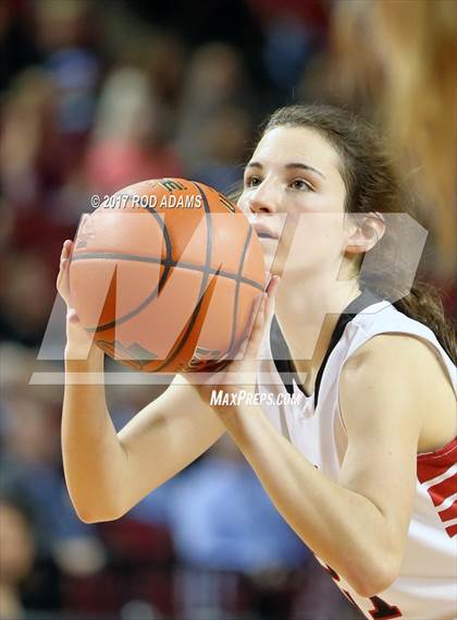 Thumbnail 2 in South Sioux City vs. Norris (NSAA Class B Final) photogallery.