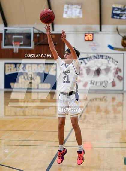 Thumbnail 3 in Pleasant Grove @ Elk Grove photogallery.