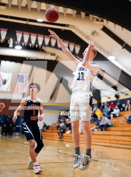 Thumbnail 1 in Pleasant Grove @ Elk Grove photogallery.
