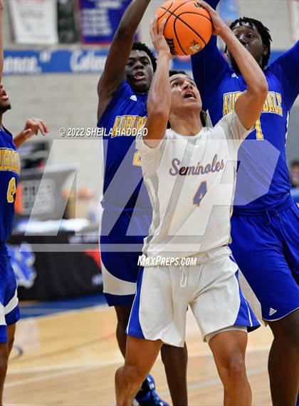 Thumbnail 2 in Auburndale vs Southeast (Sunbash Tournament) photogallery.