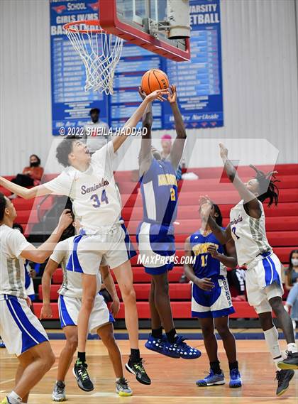 Thumbnail 2 in Auburndale vs Southeast (Sunbash Tournament) photogallery.