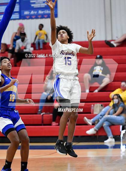 Thumbnail 1 in Auburndale vs Southeast (Sunbash Tournament) photogallery.