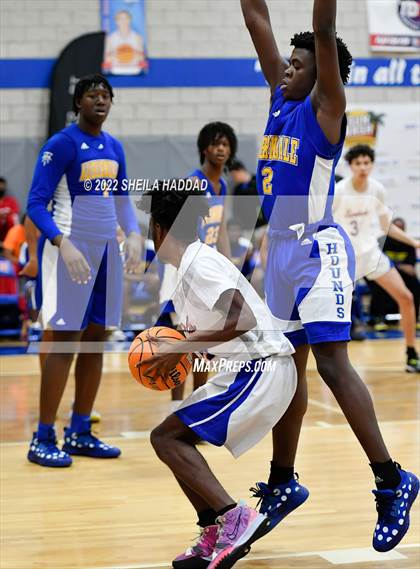 Thumbnail 2 in Auburndale vs Southeast (Sunbash Tournament) photogallery.