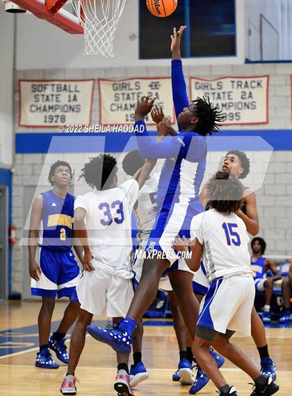 Thumbnail 2 in Auburndale vs Southeast (Sunbash Tournament) photogallery.