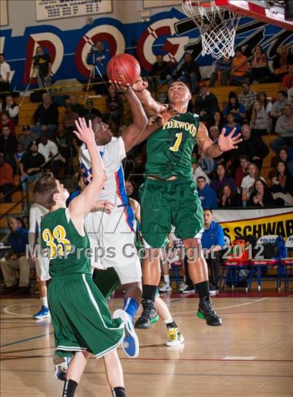 Thumbnail 2 in Pinewood vs. St. Joseph Notre Dame (CIF D5 NorCal Regional Final) photogallery.
