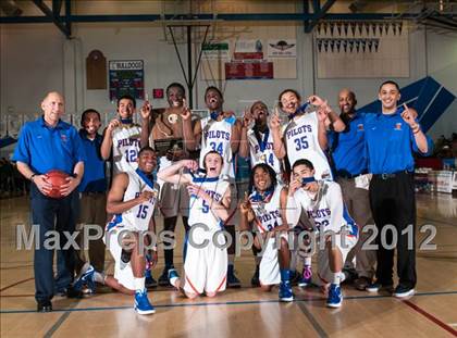 Thumbnail 1 in Pinewood vs. St. Joseph Notre Dame (CIF D5 NorCal Regional Final) photogallery.