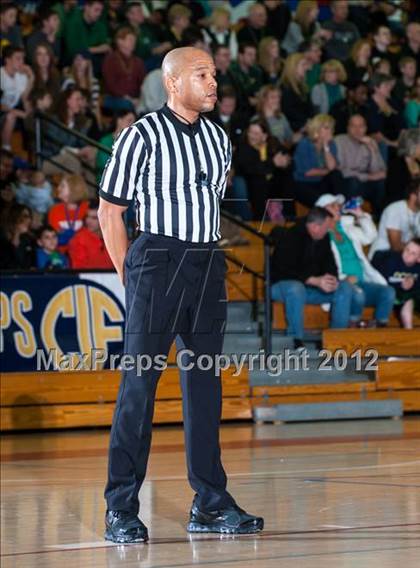 Thumbnail 1 in Pinewood vs. St. Joseph Notre Dame (CIF D5 NorCal Regional Final) photogallery.