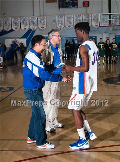 Thumbnail 2 in Pinewood vs. St. Joseph Notre Dame (CIF D5 NorCal Regional Final) photogallery.