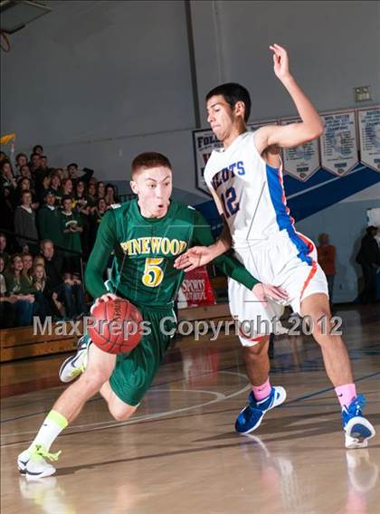 Thumbnail 1 in Pinewood vs. St. Joseph Notre Dame (CIF D5 NorCal Regional Final) photogallery.