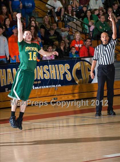 Thumbnail 2 in Pinewood vs. St. Joseph Notre Dame (CIF D5 NorCal Regional Final) photogallery.