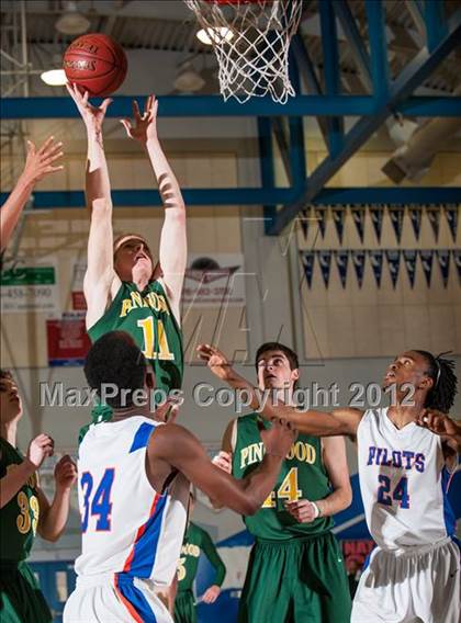 Thumbnail 1 in Pinewood vs. St. Joseph Notre Dame (CIF D5 NorCal Regional Final) photogallery.