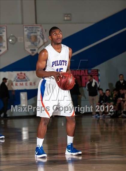 Thumbnail 1 in Pinewood vs. St. Joseph Notre Dame (CIF D5 NorCal Regional Final) photogallery.