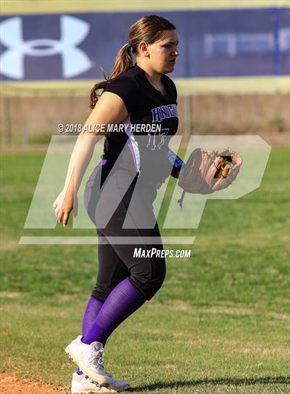 Thumbnail 2 in Bishop McLaughlin Catholic vs River Ridge photogallery.