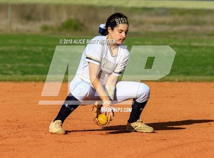 Thumbnail 3 in Bishop McLaughlin Catholic vs River Ridge photogallery.
