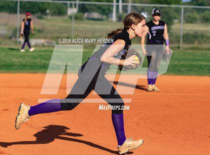 Thumbnail 1 in Bishop McLaughlin Catholic vs River Ridge photogallery.
