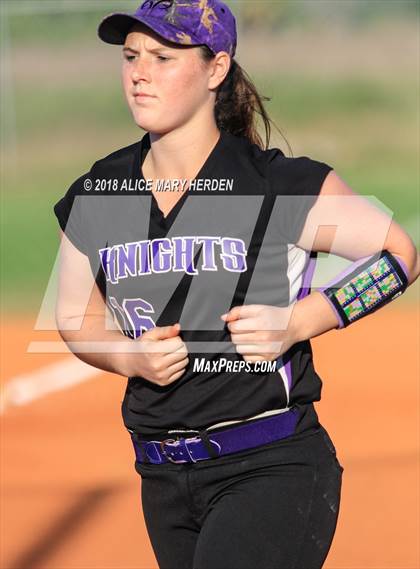 Thumbnail 1 in Bishop McLaughlin Catholic vs River Ridge photogallery.