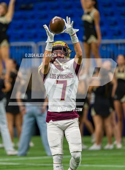 Thumbnail 1 in Los Fresnos vs. Johnson photogallery.