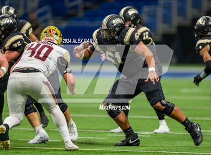 Thumbnail 1 in Los Fresnos vs. Johnson photogallery.