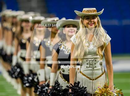 Thumbnail 1 in Los Fresnos vs. Johnson photogallery.