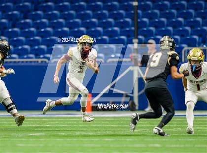 Thumbnail 2 in Los Fresnos vs. Johnson photogallery.