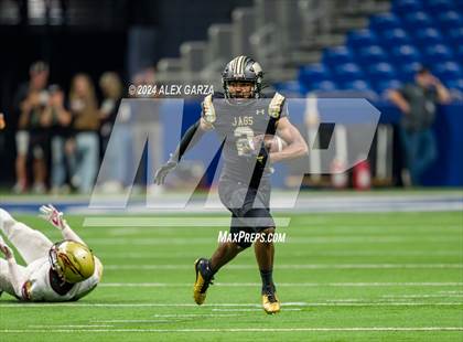 Thumbnail 2 in Los Fresnos vs. Johnson photogallery.