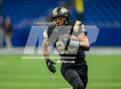 Thumbnail 2 in Los Fresnos vs. Johnson photogallery.